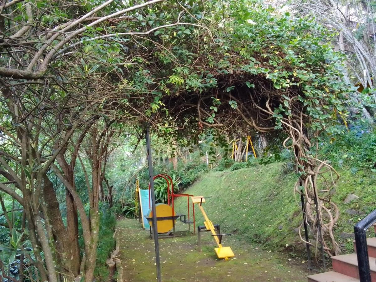 Pine Borough Inn Kodaikanal Ngoại thất bức ảnh
