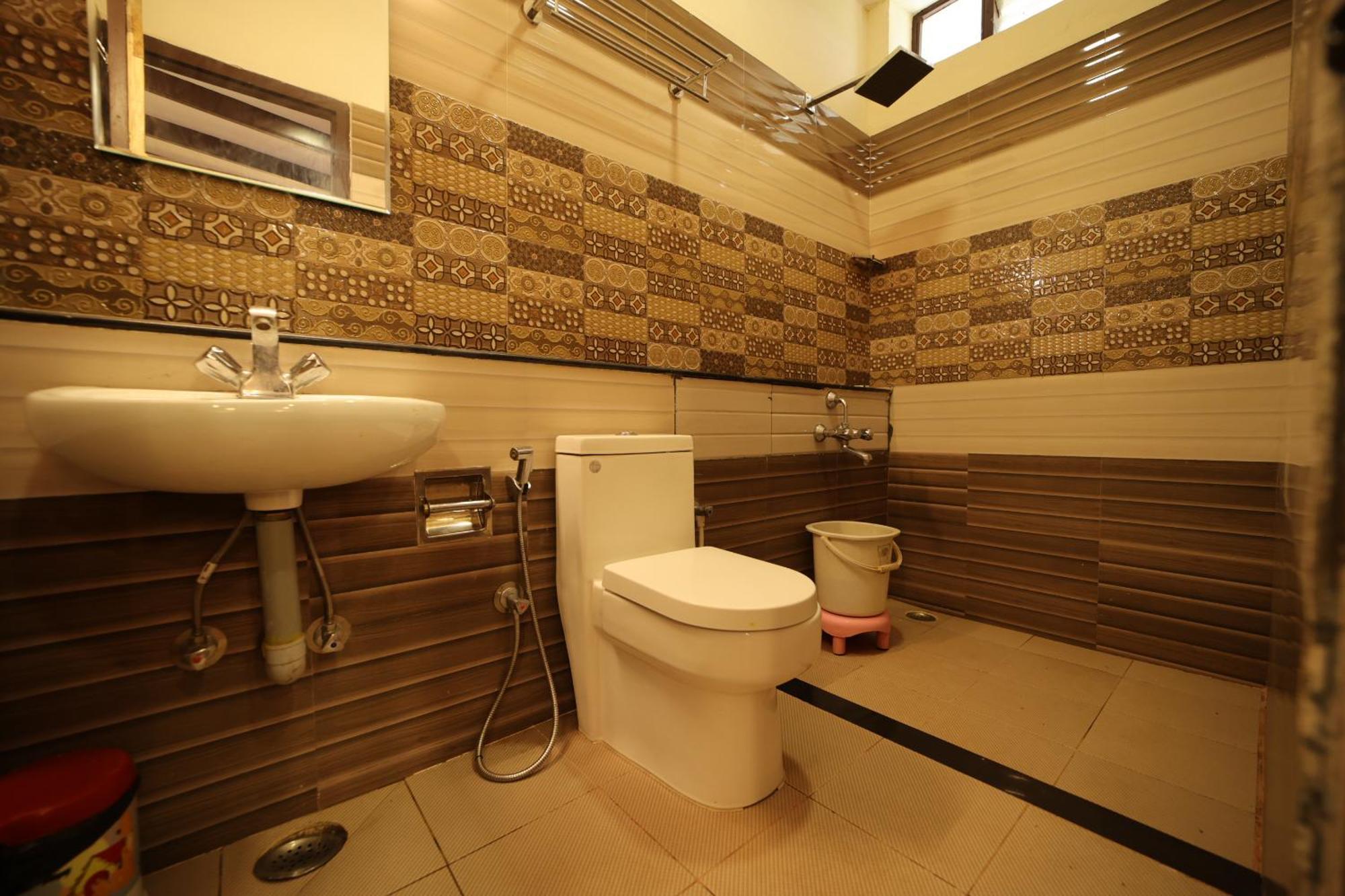 Pine Borough Inn Kodaikanal Ngoại thất bức ảnh